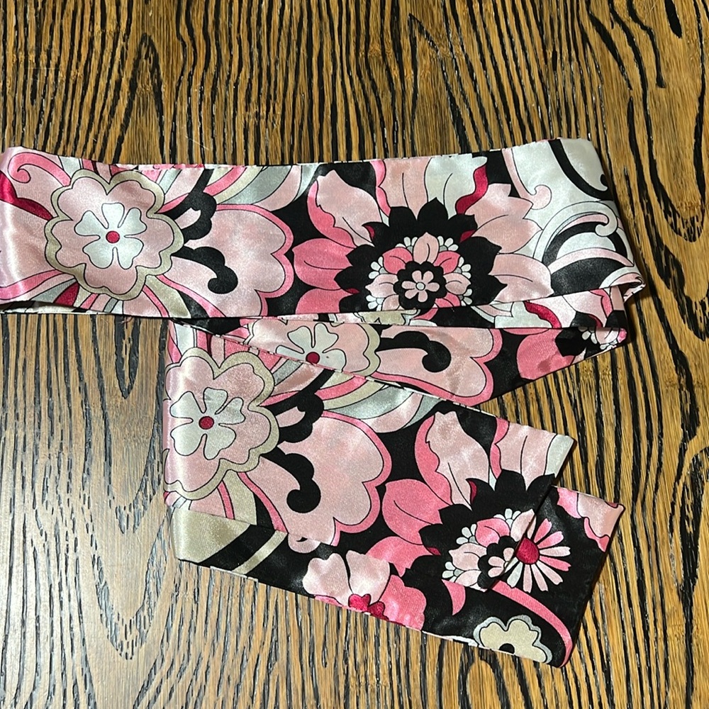 Floral pink scarf